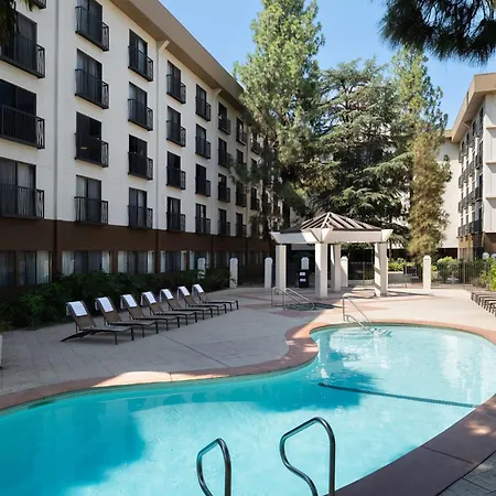 Hilton Stockton-3