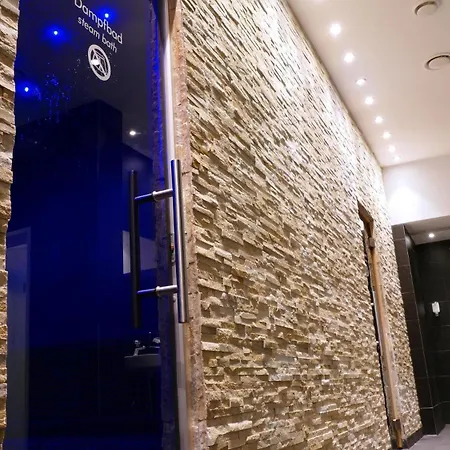 Best Western Premier Central Hotel Leonhard-3