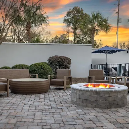 Courtyard By Marriott North Charleston Airport Coliseum-2
