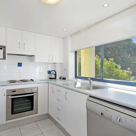 South Pacific Apartments Port Macquarie-2