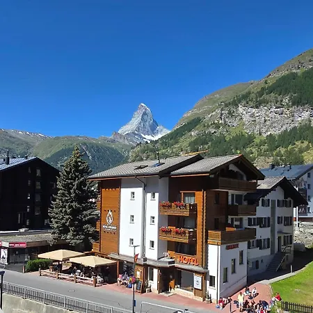 Hotel Cheminee-2