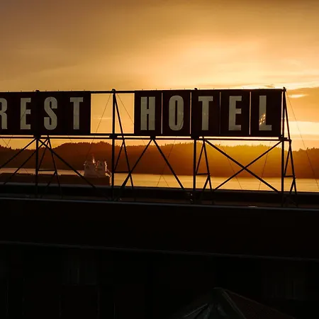 Crest Hotel-3