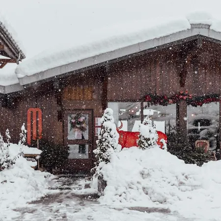 Mamie Megève-2