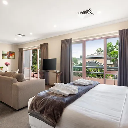 Kimberley Gardens Hotel, Serviced Apartments And Serviced Townhouses-3