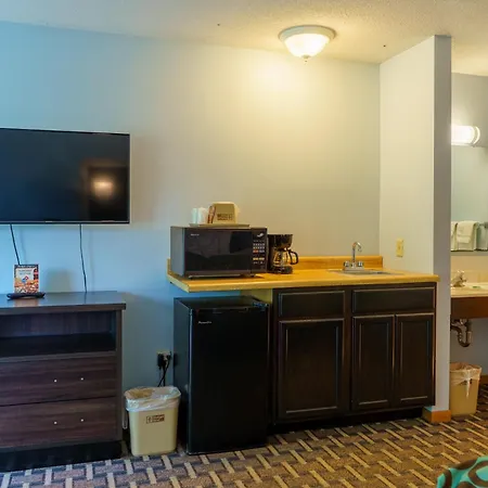 Budget Host Inn Fridley-2