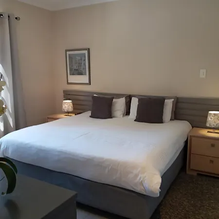 La Roche Guest House-3