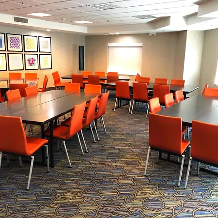 Holiday Inn Express Hotel & Suites Marina By Ihg-3