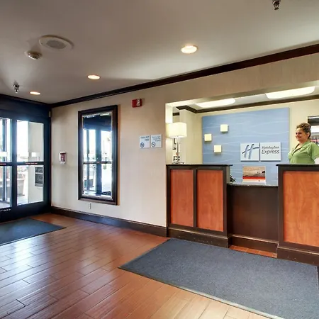 Holiday Inn Express Hotel Fort Campbell-Oak Grove By Ihg-2