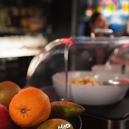 ibis Styles Lausanne Center MadHouse-3