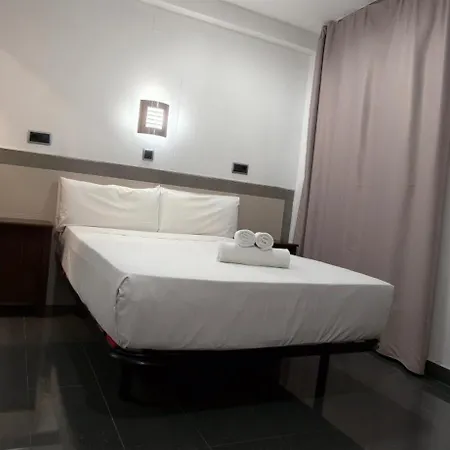 Hostal Levante Barcelona-3