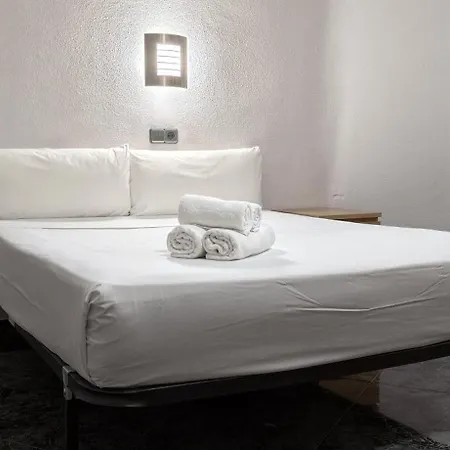 Hostal Levante Barcelona-2