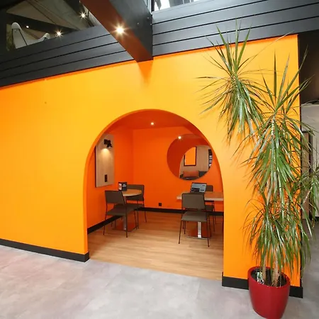Ibis Saint-Lo-3