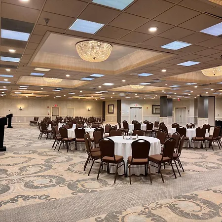 Clayton Plaza Hotel & Extended Stay-2
