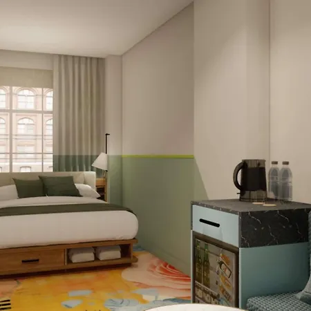 The Clarence Hotel Sydney-3