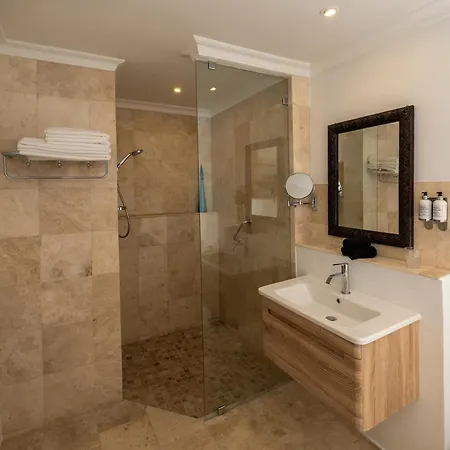 Schulphoek Seafront Boutique Hotel-3