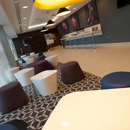 Holiday Inn Southend By Ihg-3