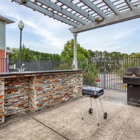 Surestay Hotel By Best Western Tuscaloosa Southeast-2
