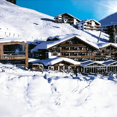 My Alpenwelt Resort 4 Sterne Superior-3