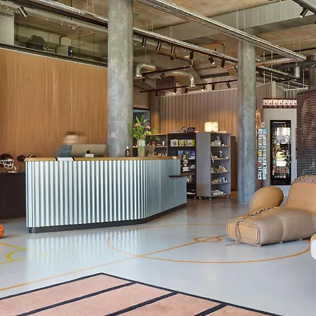 25Hours Hotel Zuerich West-3
