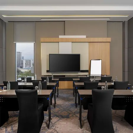 Mercure Bangkok Siam - SHA Extra Plus-3