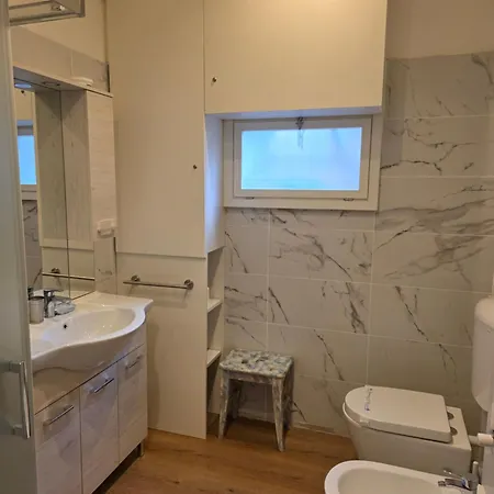 Friendly Venice Suites-3