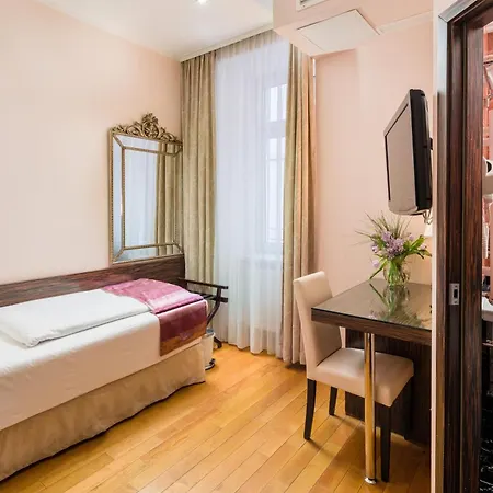 Best Western Plus Hotel Arcadia-3