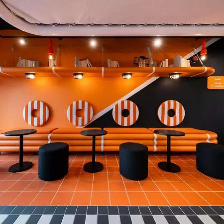 Ibis Styles La Rochelle Centre Les Minimes-2
