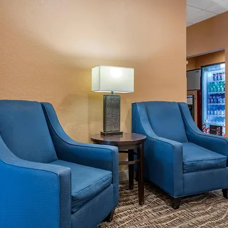 Comfort Inn & Suites Orlando North-2