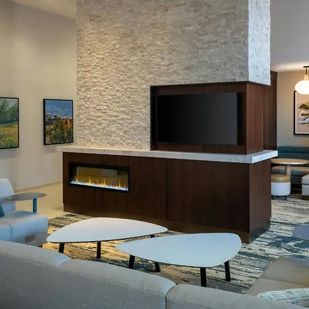 Residence Inn By Marriott Arlington Ballston-3