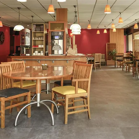 Ibis Grenoble Centre Bastille-2