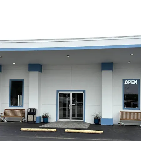 Baymont Inn & Suites By Wyndham Newton Ia-2