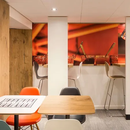 Ibis Paris Pere Lachaise-2