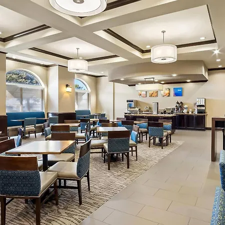 Comfort Suites Frisco-3