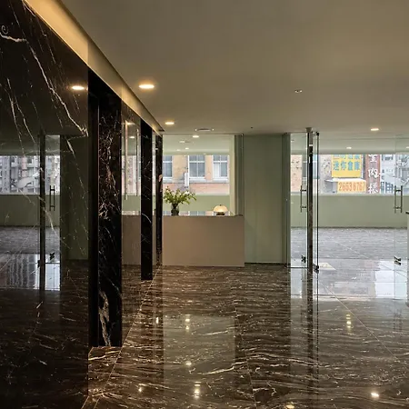 V-One Vogue Hotel-2