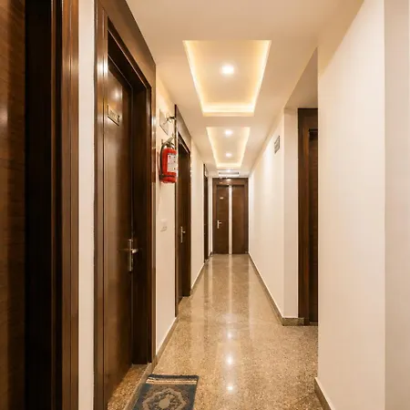 Hotel Shri Vinayak In City Centre At New Delhi Railway Station-By Rcg Hotels-3
