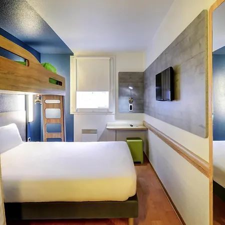 Ibis Budget Rueil Malmaison-2