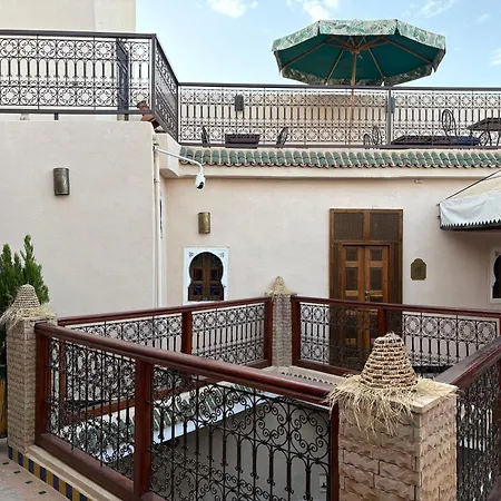 Riad Hna Ben Saleh - Traditional Guest House Near Jemaa El-Fnaa Square-2