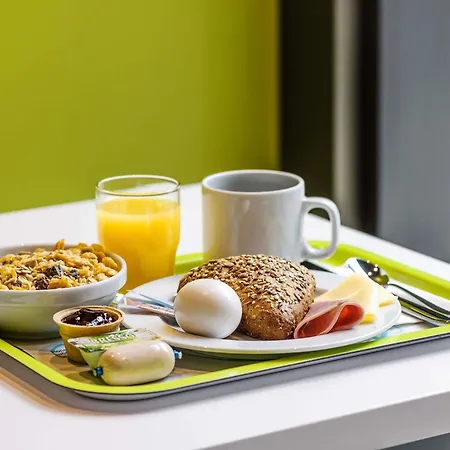 Ibis Budget Saint-Omer Centre-2
