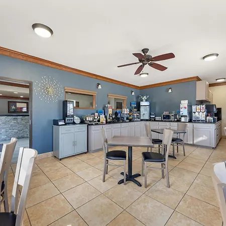 Best Western Regency Inn & Suites-2