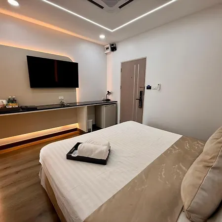 Bed By City Hotel-3