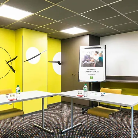 Ibis Styles Lyon Centre Confluence-3