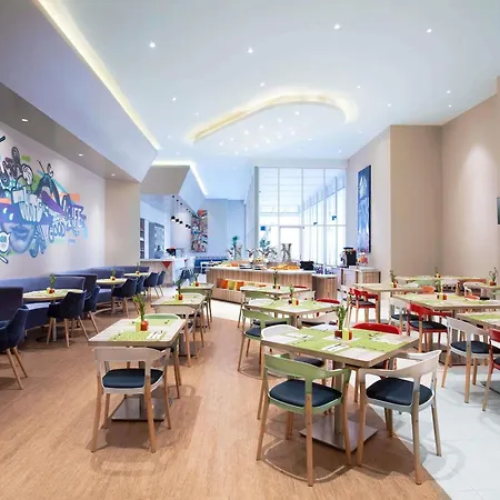 Ibis Styles Jakarta Mangga Dua Square-3