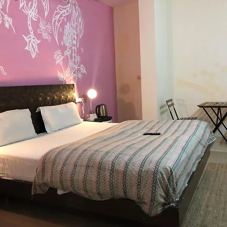 Hotel Darpan Palace -New Delhi Railway Station-3