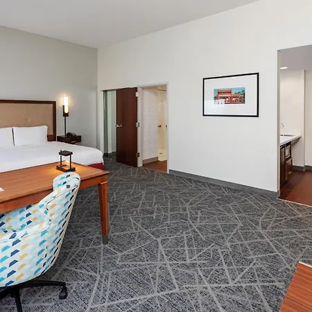 Hampton Inn & Suites By Hilton Lonoke-3