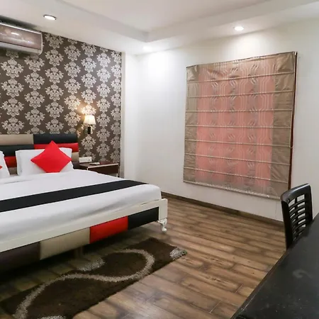 Oyo Hotel Gian Residency-3
