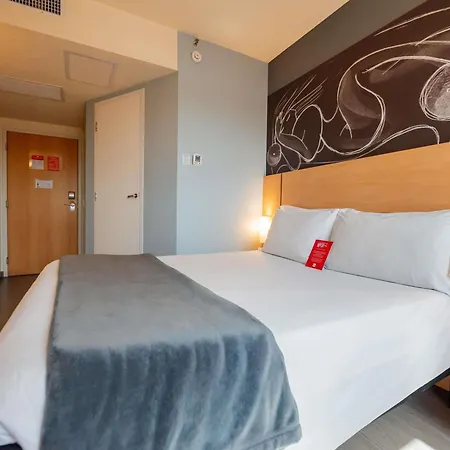 Ibis Porto Alegre Assis Brasil - Estacionamento Gratuito Para Hospedes-2