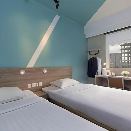 Ibis Budget Phnom Penh Riverside-3