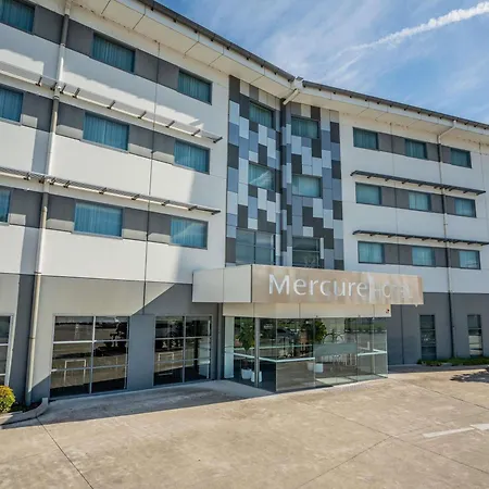 Mercure Newcastle Airport-2