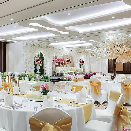 Crowne Plaza Bandung, an IHG Hotel-2