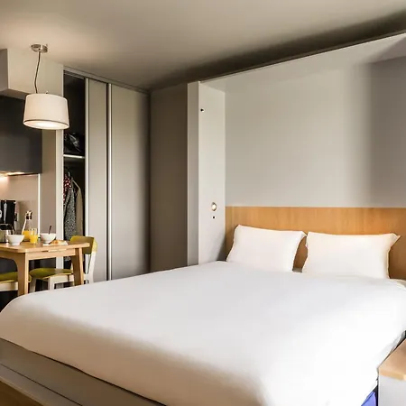 Aparthotel Adagio Access Colombes La Defense-2